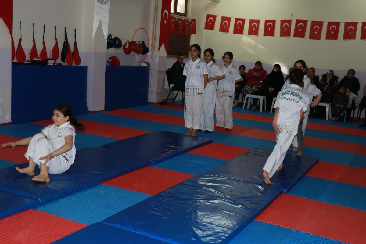 HALİLİYE’DE SPORA DESTEK ARTIYOR: CİMNASTİK VE TEKVANDO KAYITLARI BAŞLADI