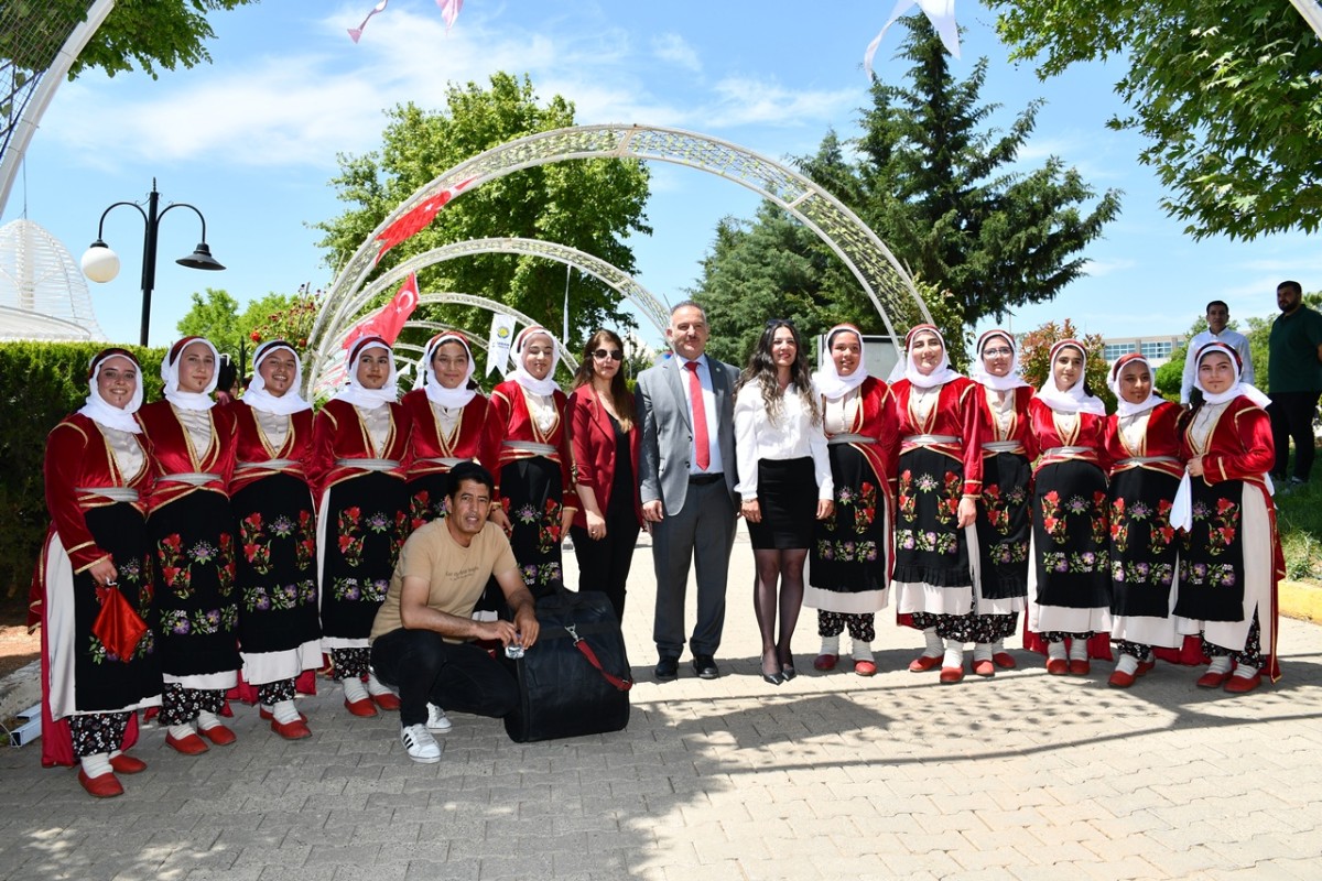 Harran Üniversitesi’nde Bahar Şenliği Coşkusu Başladı