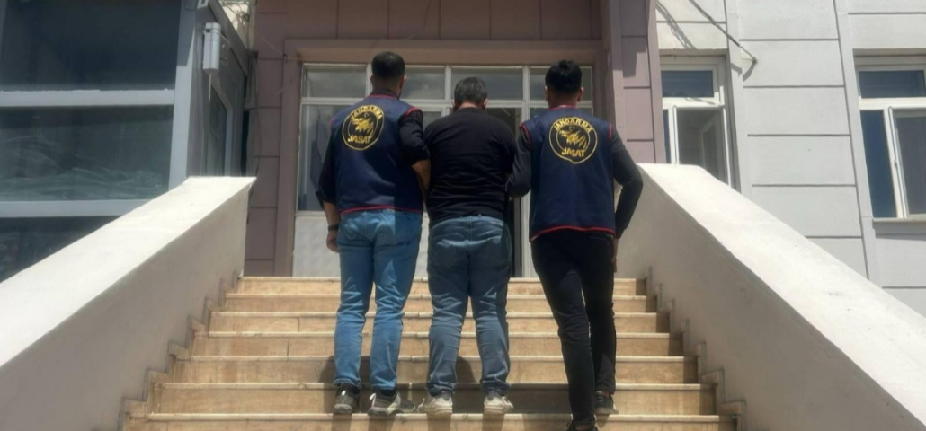 Şanlıurfa’da Dolandırıcılık Suçundan Aranan Şahıs Yakalandı