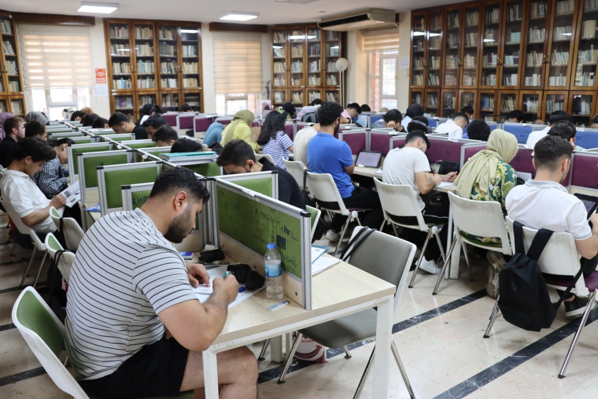 ŞANLIURFA BÜYÜKŞEHİR BELEDİYESİ KÜTÜPHANELERİ YKS ADAYLARININ GÖZDESİ OLDU