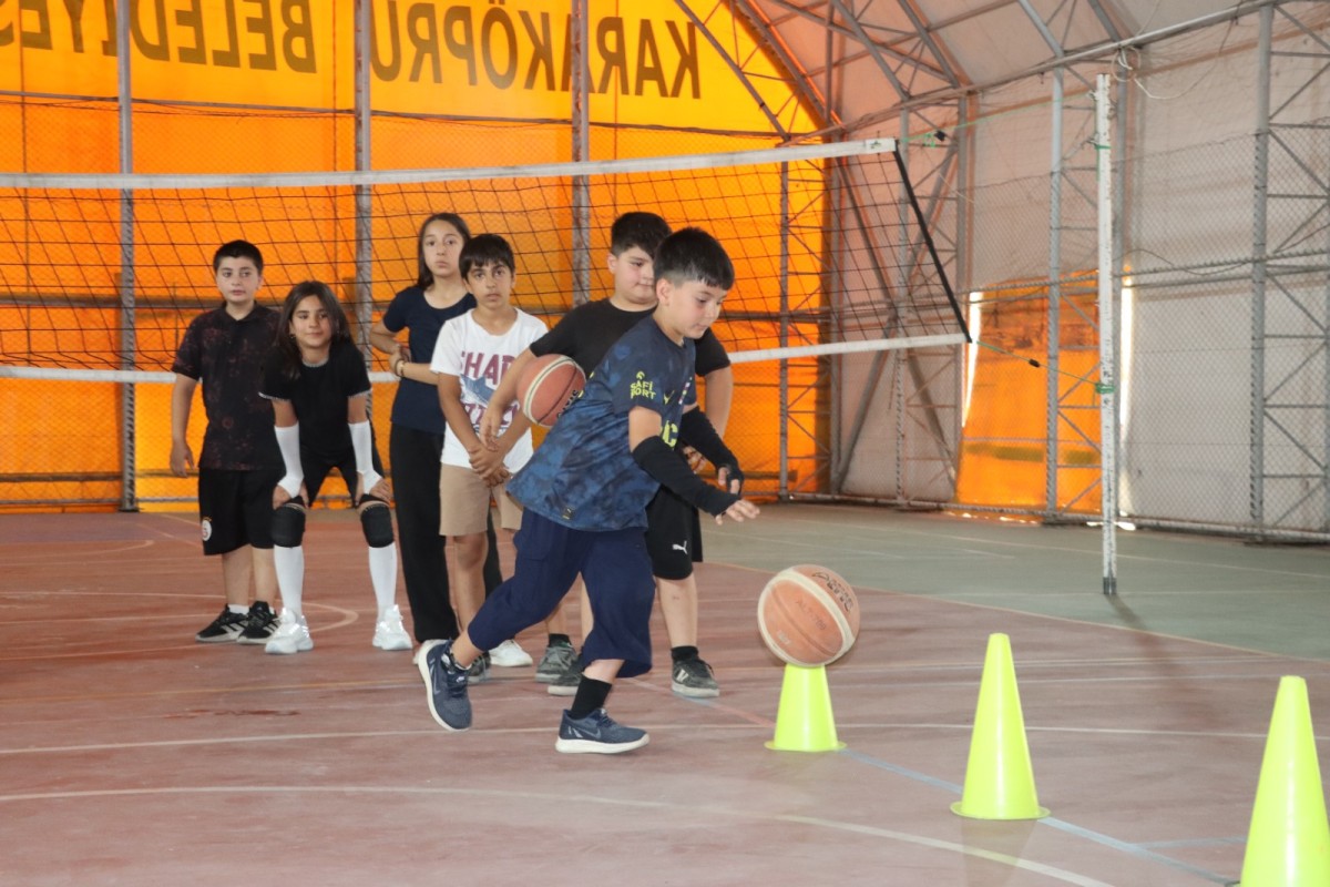 KARAKÖPRÜ'DE YAZ KURSLARI YOĞUN İLGİ GÖRÜYOR