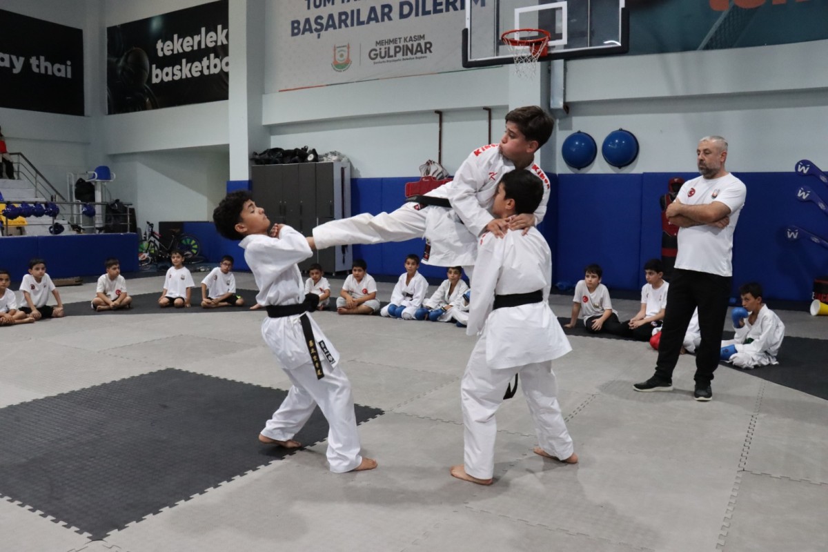 GELECEĞİN SPORCULARI BÜYÜKŞEHİR’LE YETİŞİYOR