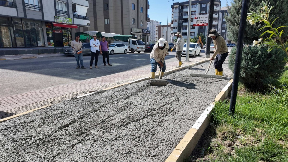 KARAKÖPRÜ'DE GÜVENLİ VE ÇEVRECİ ULAŞIM İÇİN BİSİKLET YOLLARI KAZANDIRILIYOR