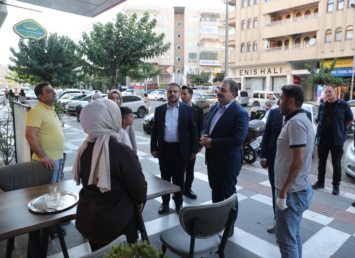 BAŞKAN CANPOLAT’TAN TEŞKİLAT BULUŞMASI VE ESNAF ZİYARETİ