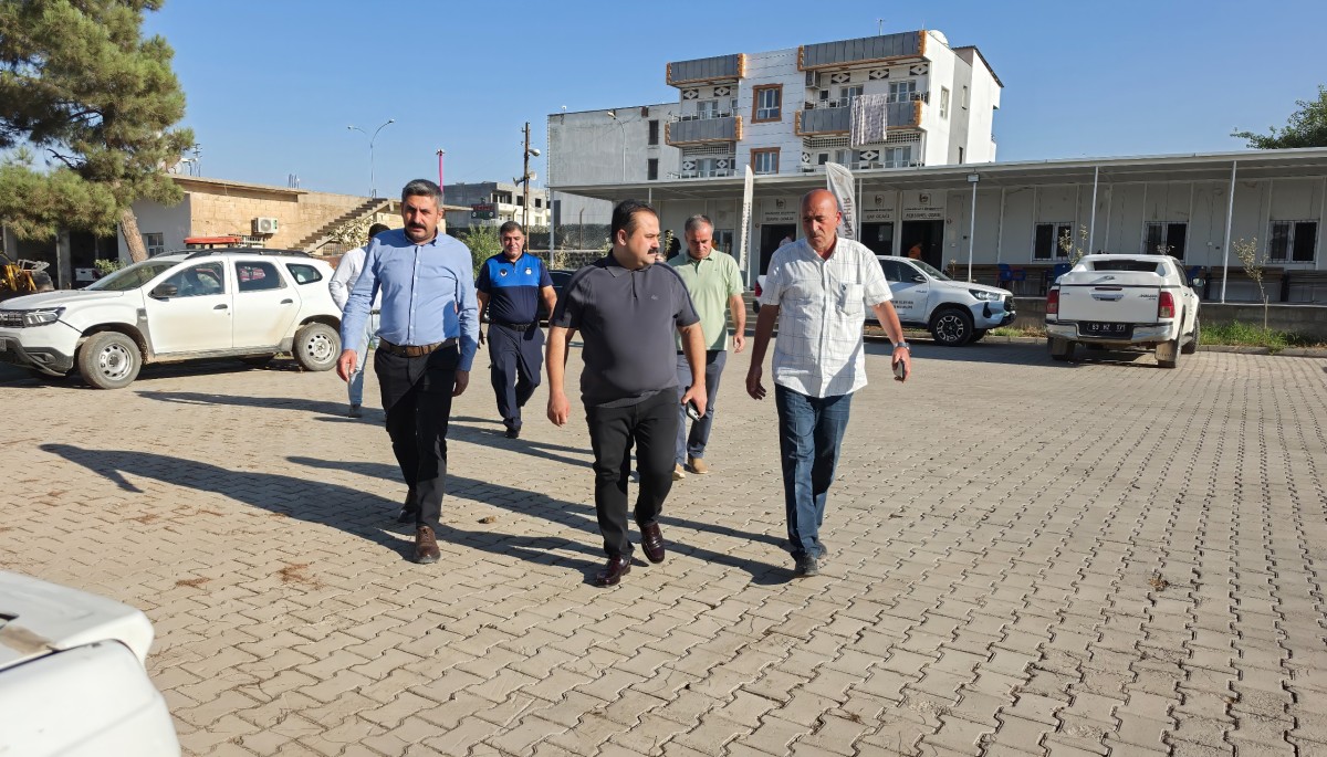 BAŞKAN İNAN’DAN GÜNÜN İLK IŞIKLARINDA SAHA MESAİSİ! “VİRANŞEHİR İÇİN DURMADAN ÇALIŞACAĞIZ”