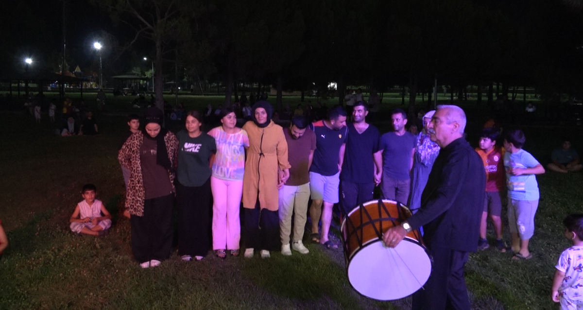 URFA AHENGİ’YLE TÜRKÜ VE HALAY COŞKUSU