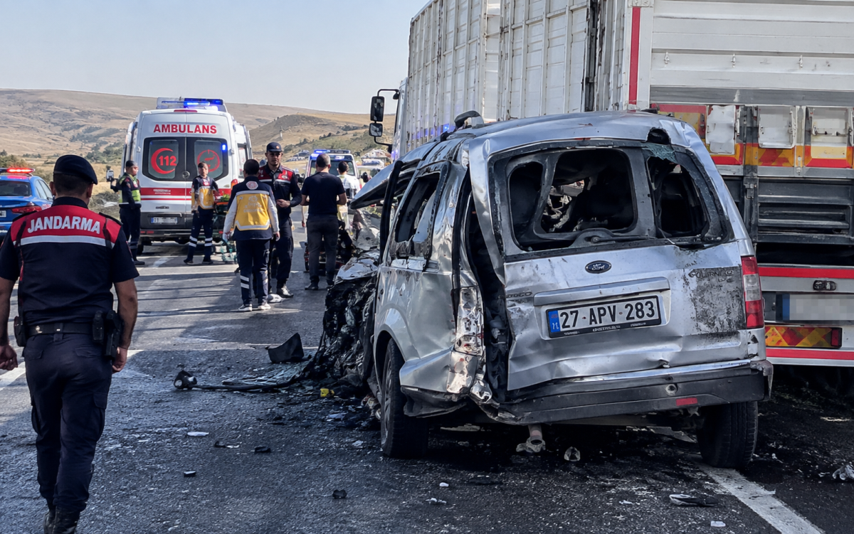 Bozova’da Feci Kaza: 4 Kişi Hayatını Kaybetti, 2 Kişi Yaralandı