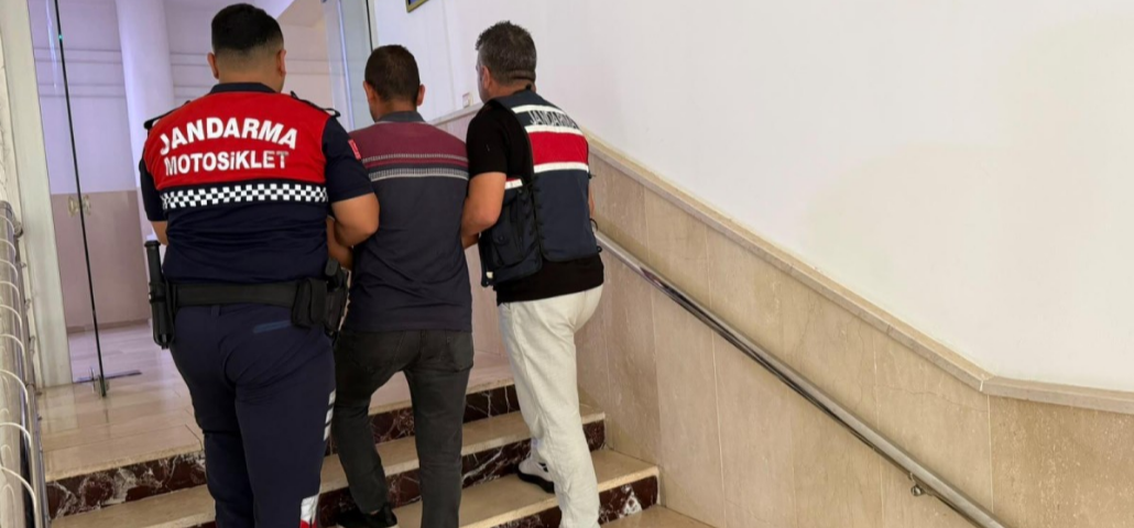 Karaköprü’de Jandarmadan Kaçamadı: 7 Yıllık Hapis Cezası Bulunuyordu