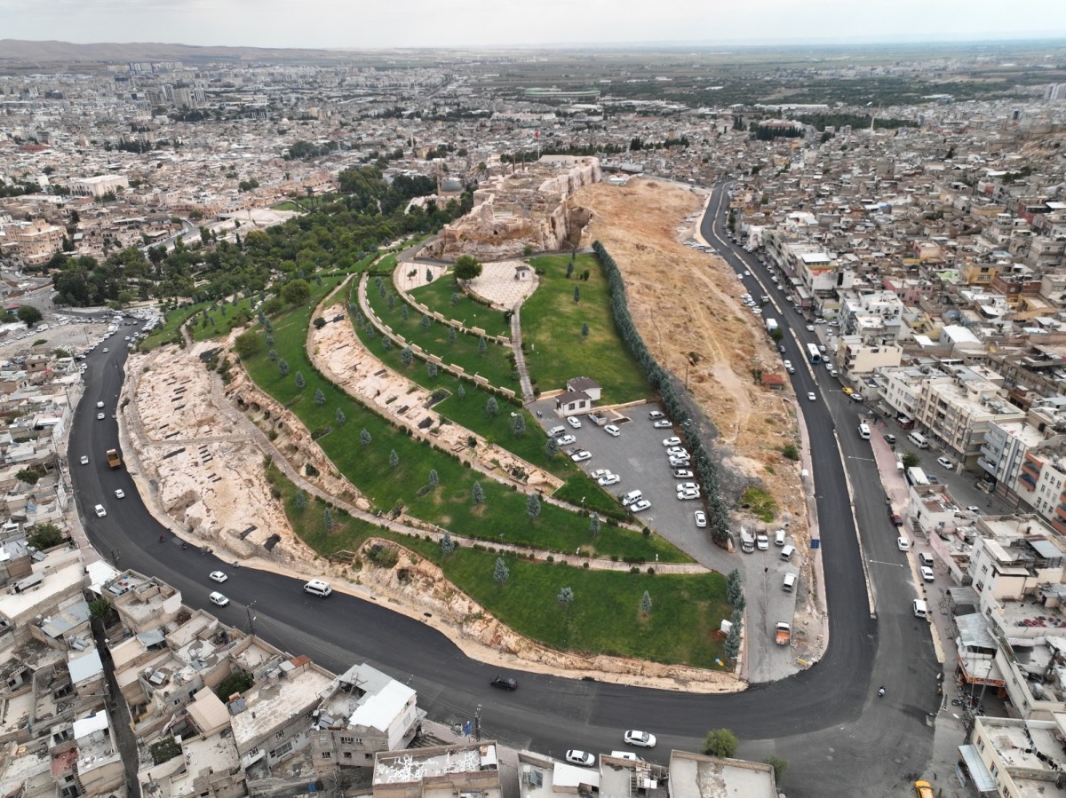 KÜLTÜR VE TURİZM YOLU YENİLENDİ, ULAŞIM RAHATLADI